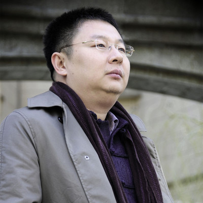 阳光照耀着塔什库尔干封面