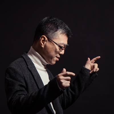 我终于活成了自己曾经最讨厌的人(伴奏)封面
