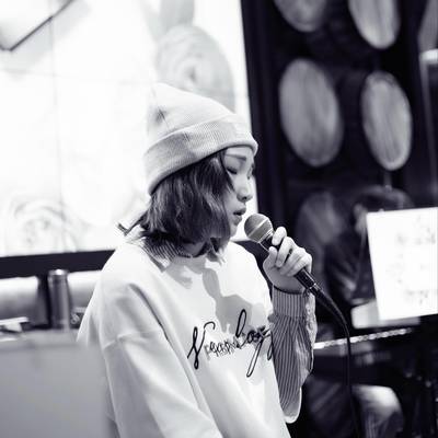烟雾弹封面