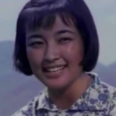 千万个雷锋接班来 - 郑湘娟封面