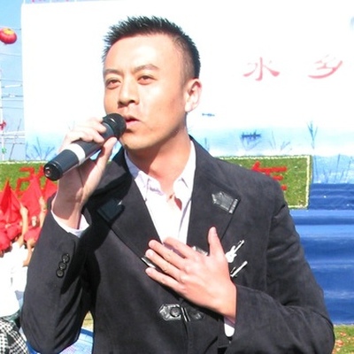 小巷童年封面