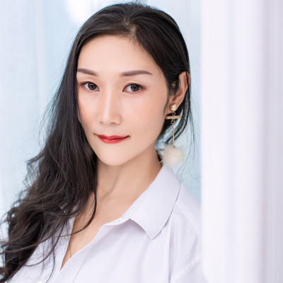 天黑了你还记得我吗DJ小鱼儿版伴奏 - 摇滚女王封面