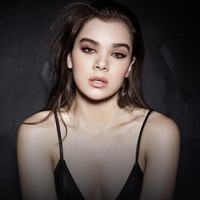 Hailee Steinfeld