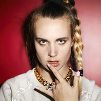 MØ