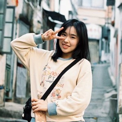 榴花裙摆 - 曾沛琳封面