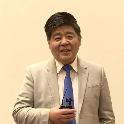 笑比哭好封面