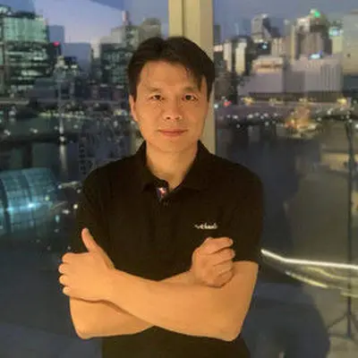 爱你痛到不知痛封面