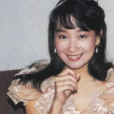 哈啰 - 陈美玲封面