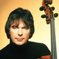 Julian Lloyd Webber