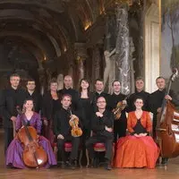 Vivaldi: Concerto pour 2 Violons et Orchestre A Cordes Op.3 N° 8 - « L'Estro Armonico » - 2. Larghetto e spiritoso