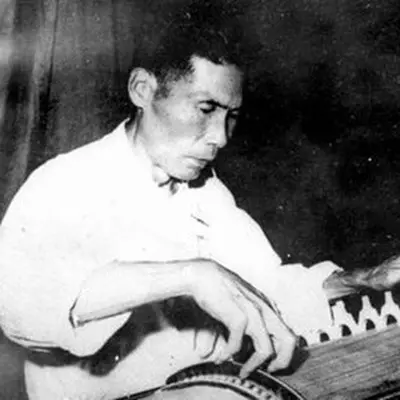 闹元宵 - 曹东扶封面