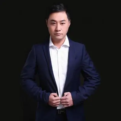 一生与你擦肩而过封面
