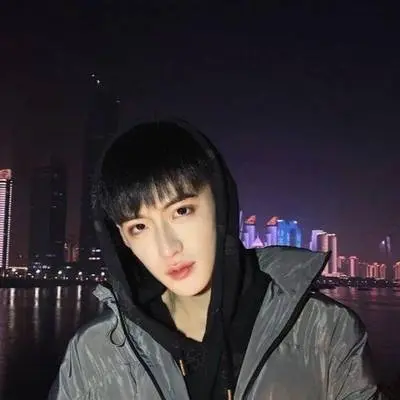 绿色封面