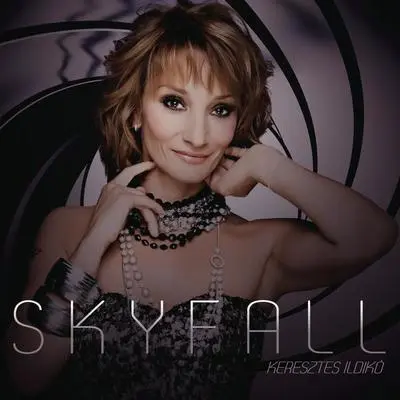 Skyfall - Ildiko Keresztes封面