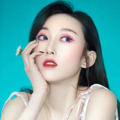 白鸽乌鸦相爱的戏码封面