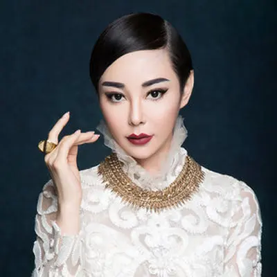 看到你流泪我会心碎封面
