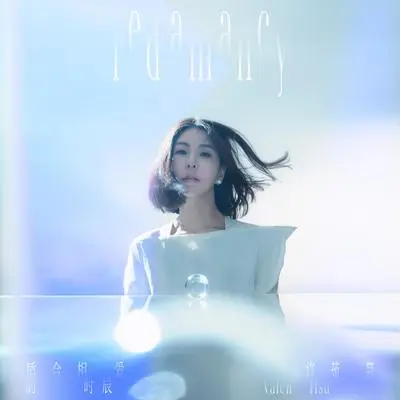 Moments of Love封面