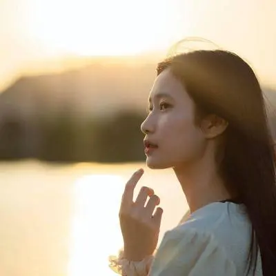 时尚抒情自由 R B Trap 跳舞 节奏 氛围 律动 泥煤味封面