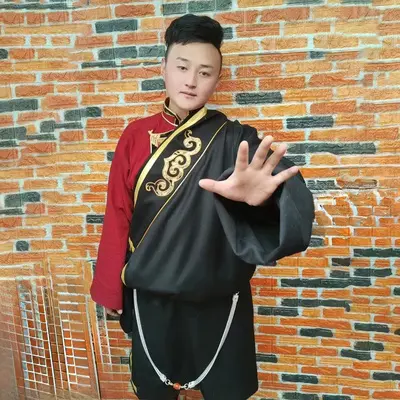 前行封面