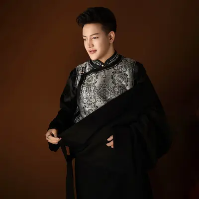 爱的火焰封面