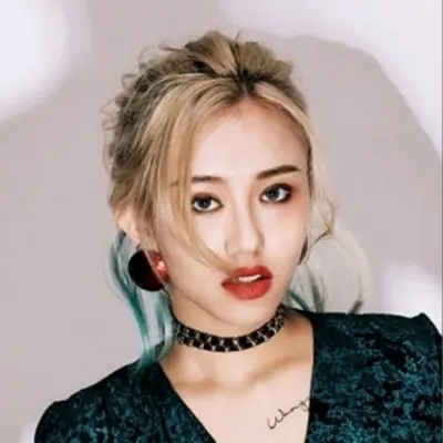 女儿情封面
