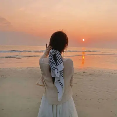 我们向前方 一路向阳封面