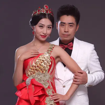 幸福花儿满山坡封面