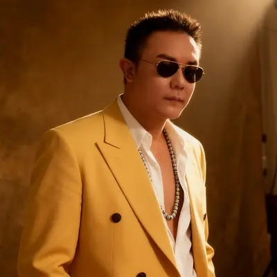 亲爱的我们好好的封面